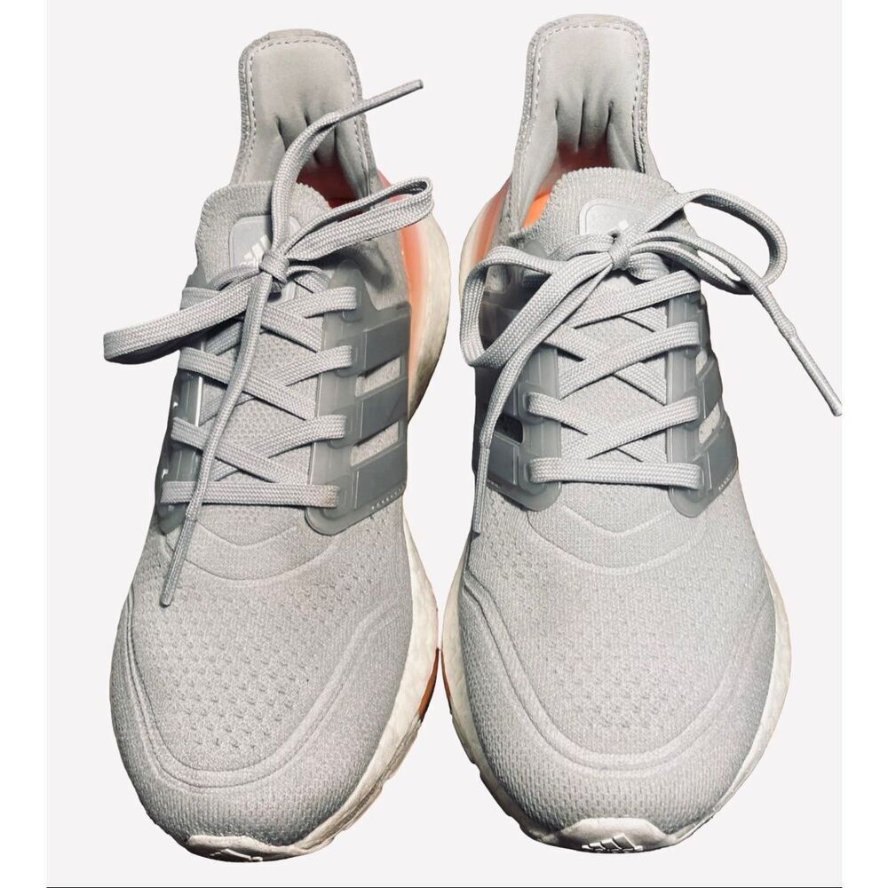 Adidas UltraBoost 21 Women’s Sneakers NWOB - Picture 3 of 9
